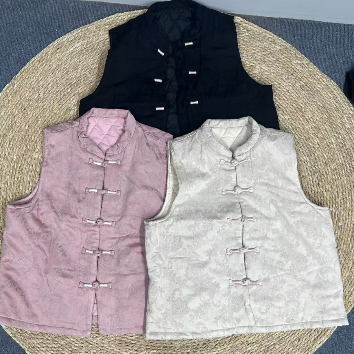 亚麻提花手工绕线开衫马甲 2432