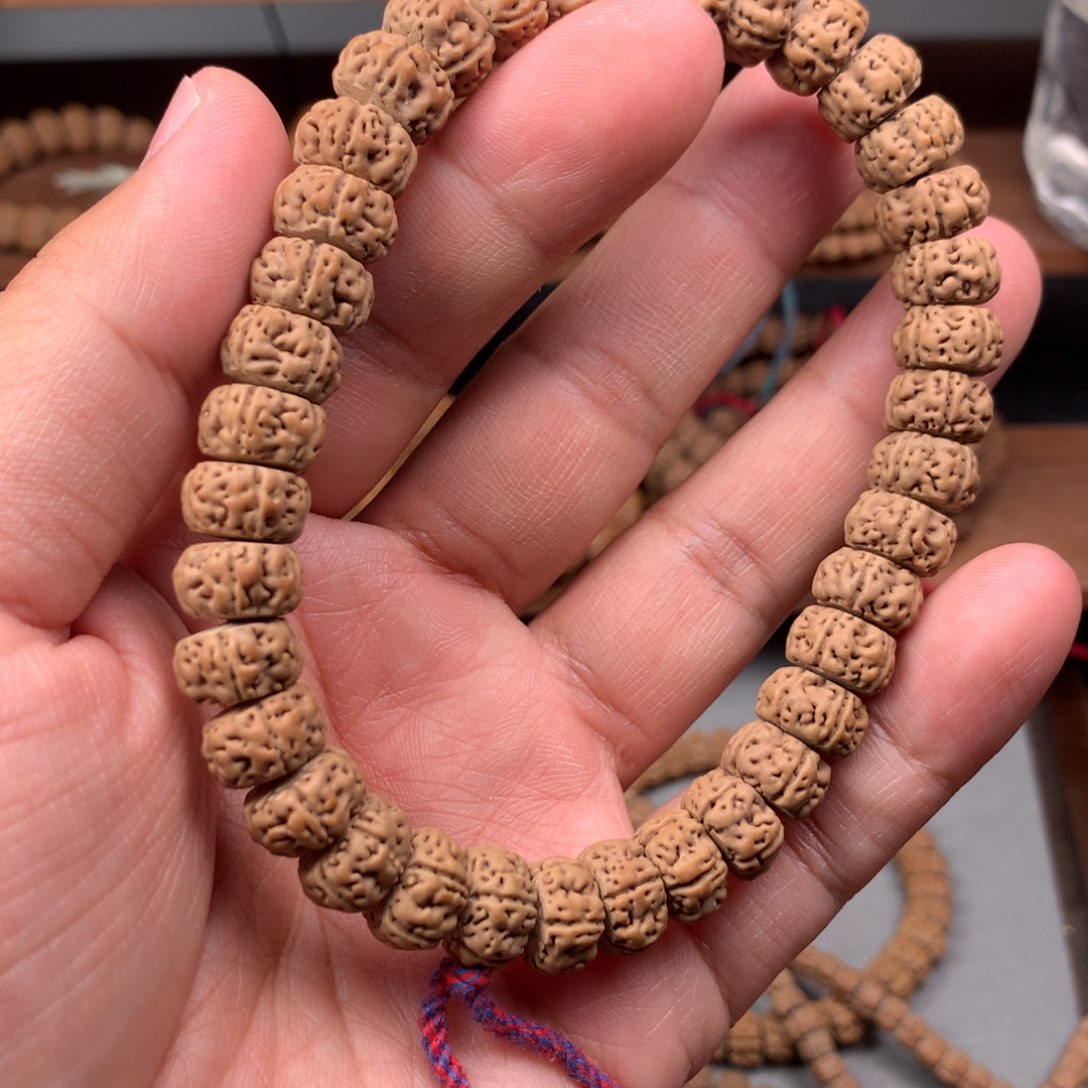 金刚菩提吊坠老树王龙切