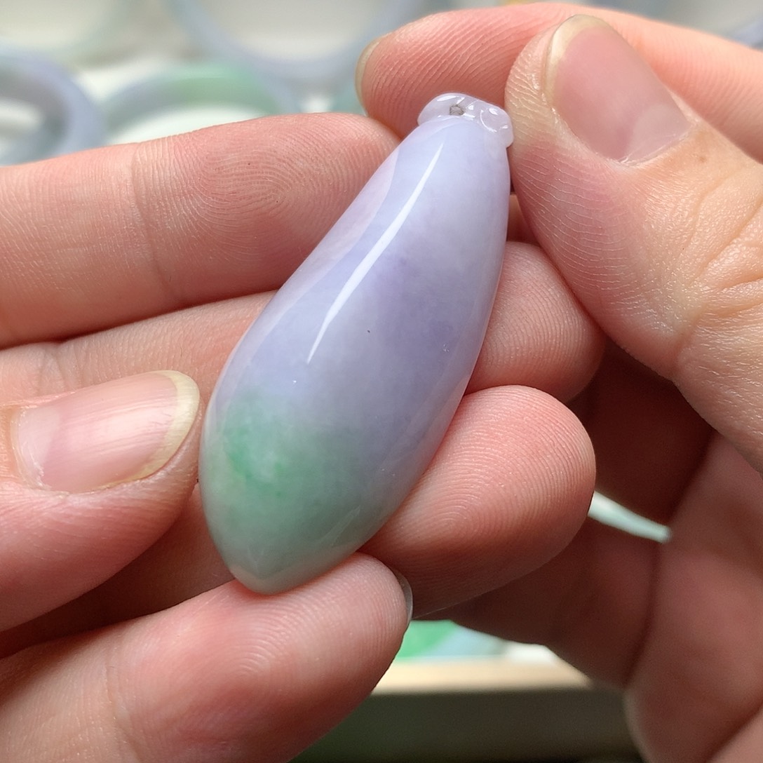 颈饰未镶嵌翡翠福瓜