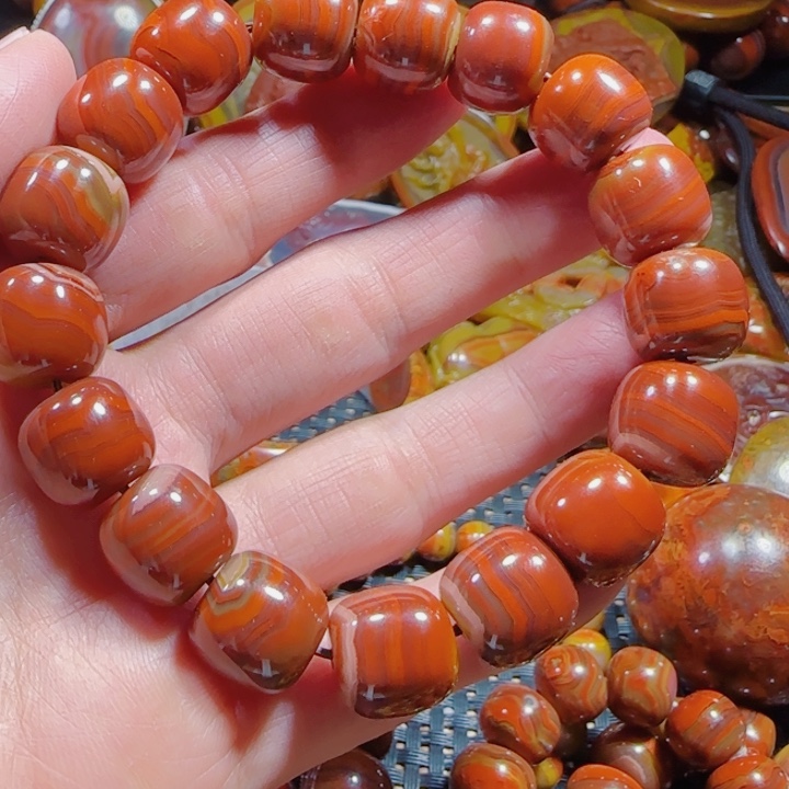 玛瑙/玉髓手串未镶嵌