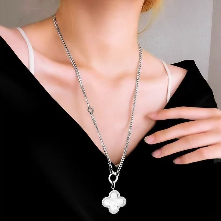 黑白双面设计四叶草长款项链女不掉色毛衣链b