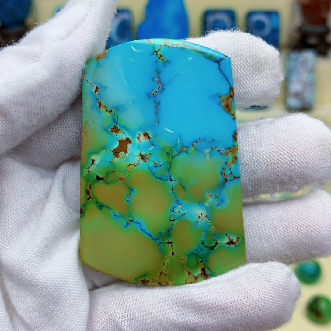 绿松石绿松石未镶嵌