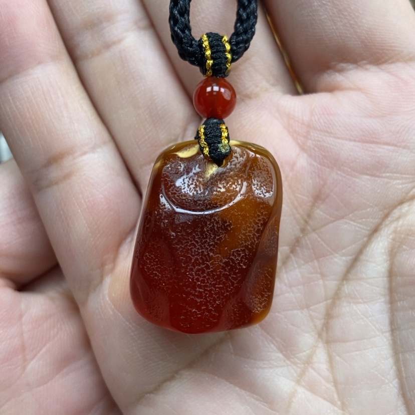 【闪购商品】琥珀颈饰未镶嵌