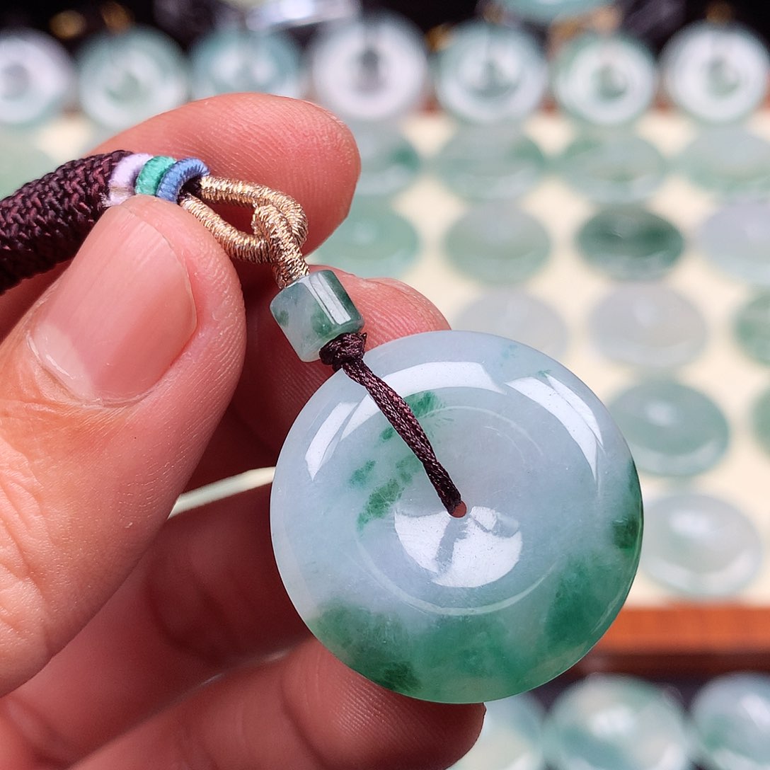 颈饰未镶嵌翡翠227.3-6.0mm