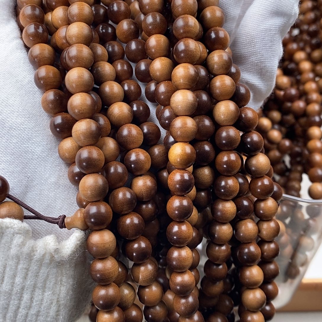 用***4檀香木其他0.8*108印度迈索而檀香老料百年