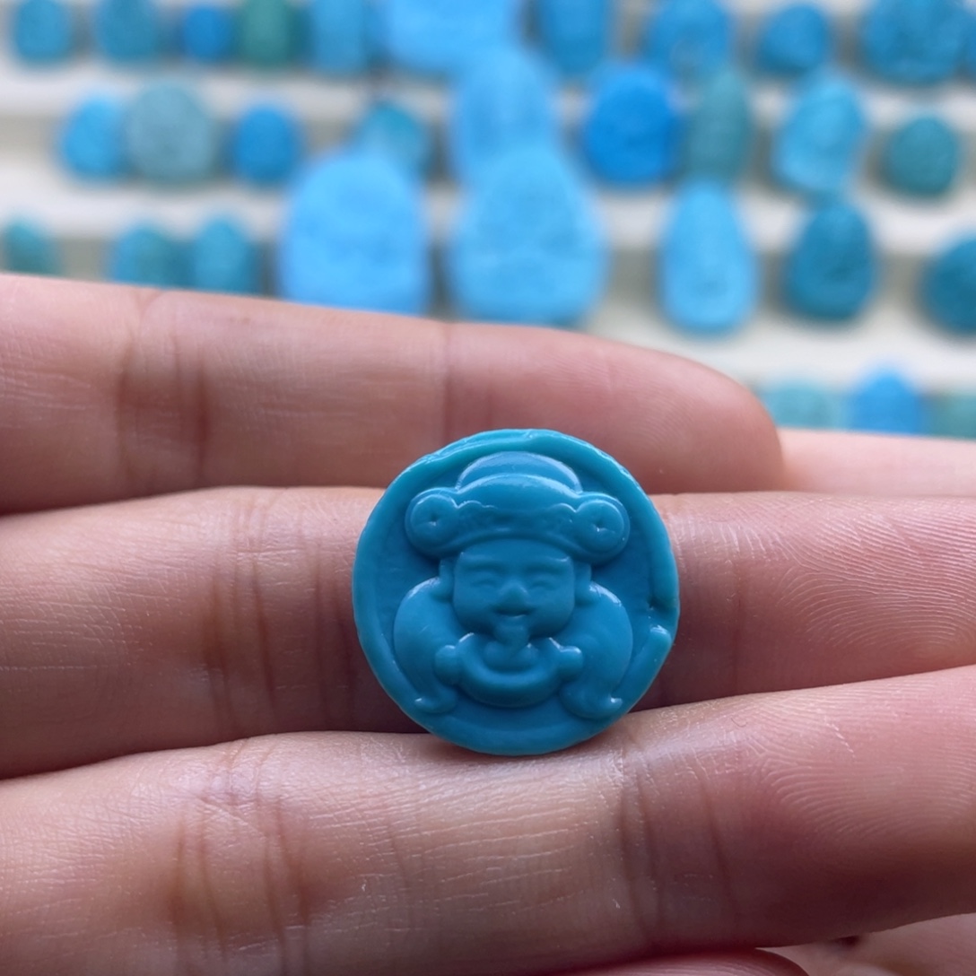 绿松石未镶嵌颈饰