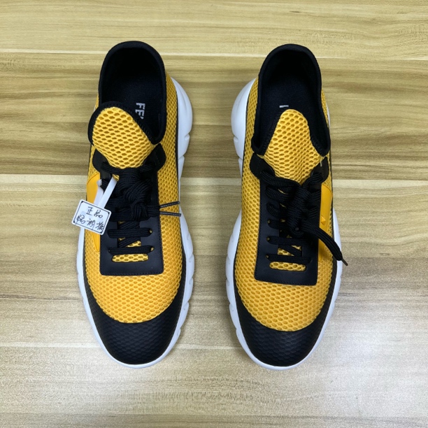未使用 FENDI/芬迪 男士休闲鞋F6900