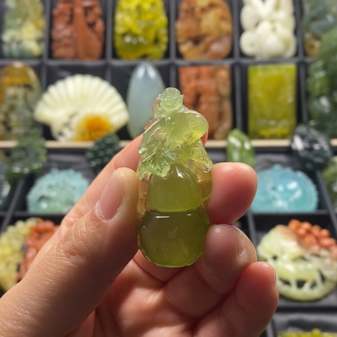 蛇纹石玉合金颈饰