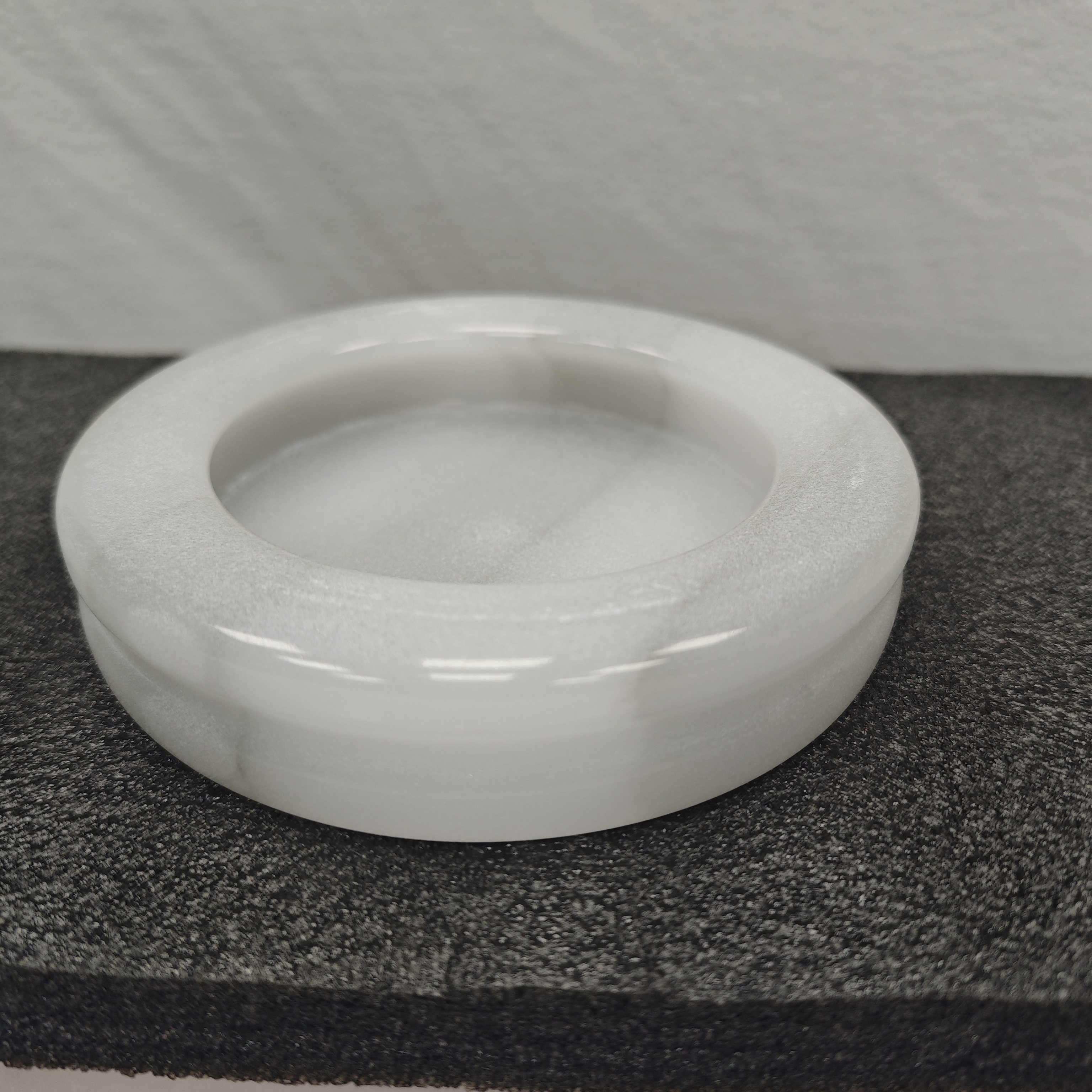 创意大号烟灰缸摆件