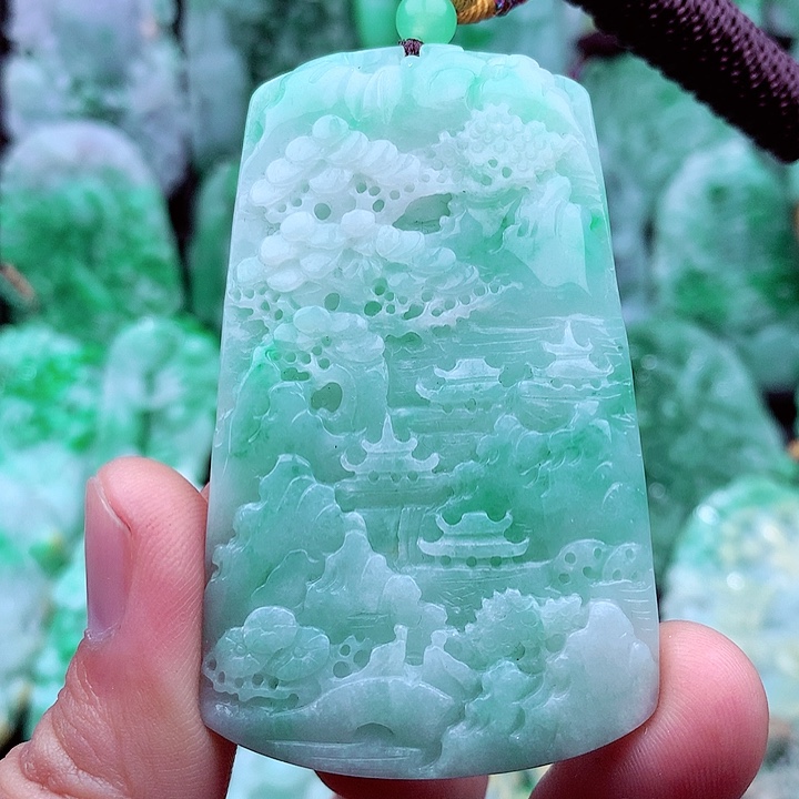 翡翠吊坠(不含链)未镶嵌