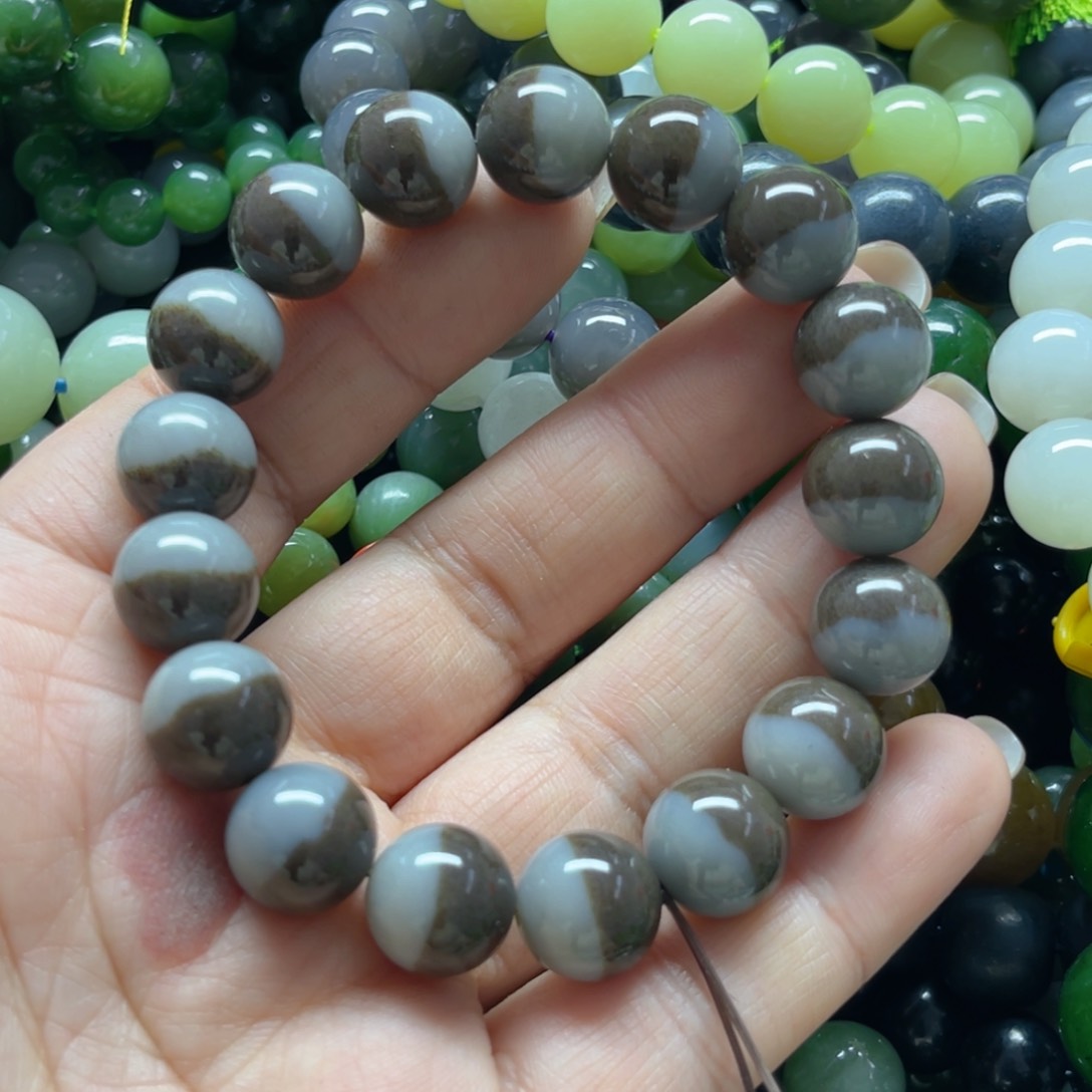 和田玉手链未镶嵌