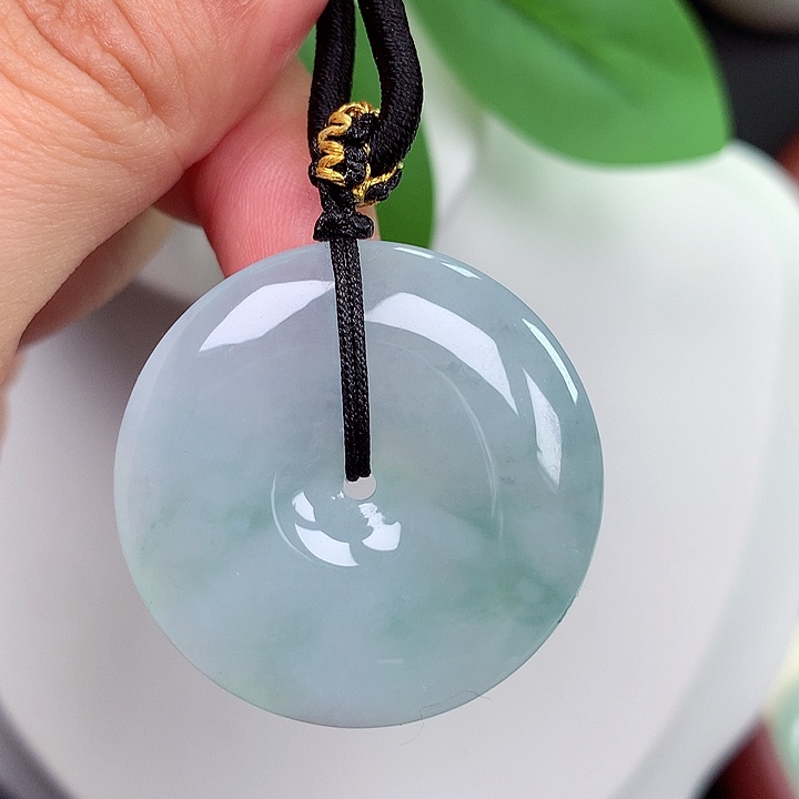 颈饰未镶嵌翡翠平安扣 33.1x6.4mm