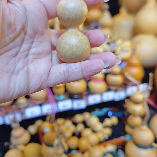 指***员葫芦绕指天津嘴，把把正，花叶