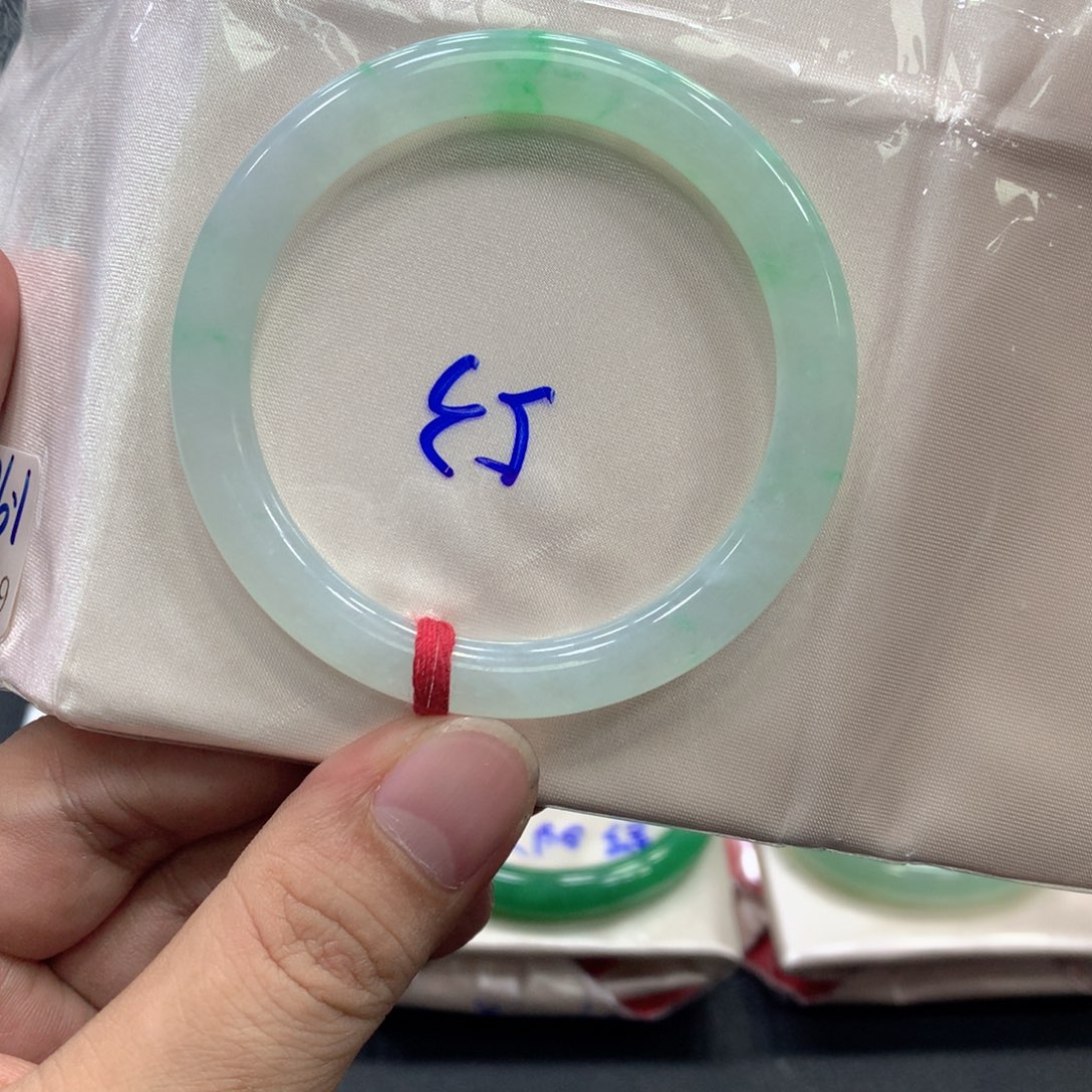 未镶嵌手镯翡翠翡翠