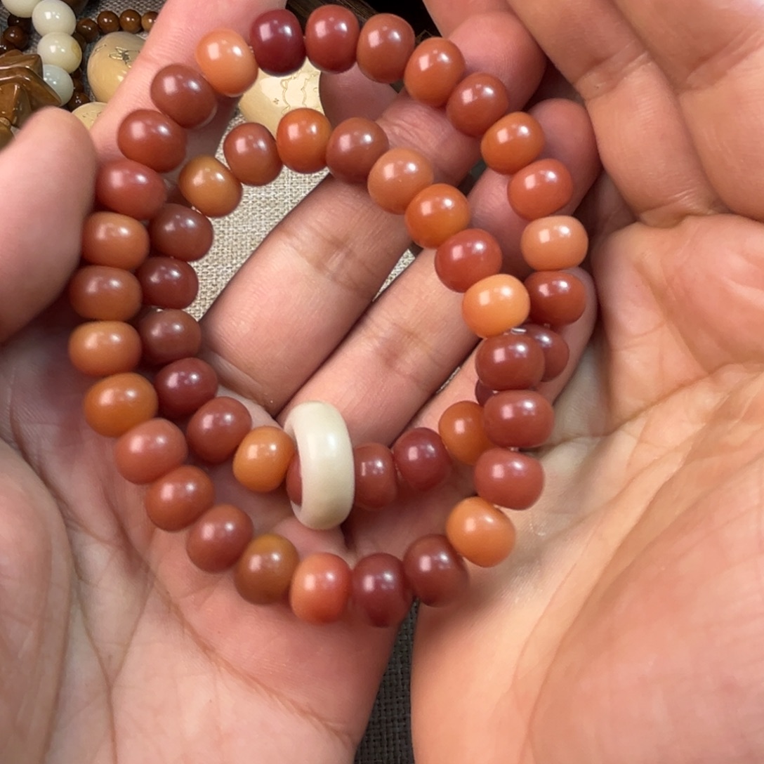 只买单纯的吊坠，没带链子，属的性质。