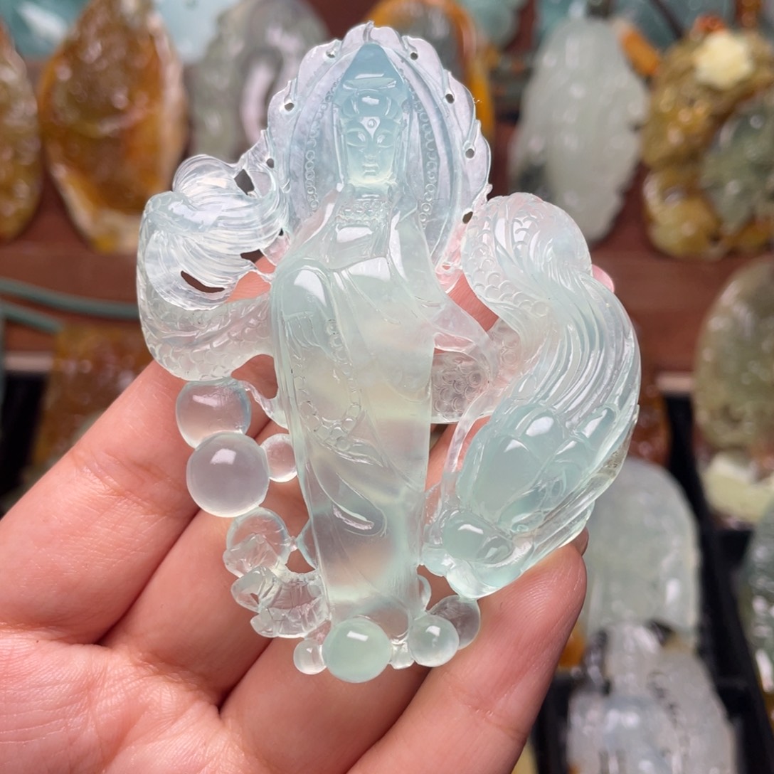 蛇纹石玉颈饰未镶嵌龙****空