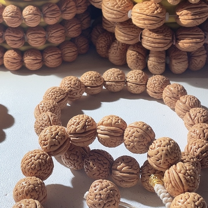 四***家桃核吊坠桃核手串绣球28