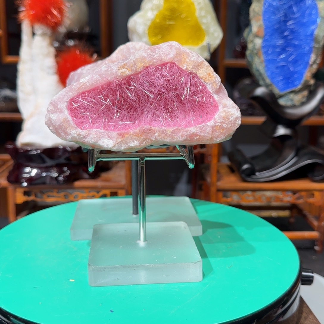 背***森石材精品奇石摆件精品