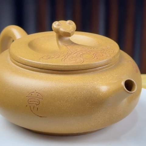 紫砂茶壶密密麻麻