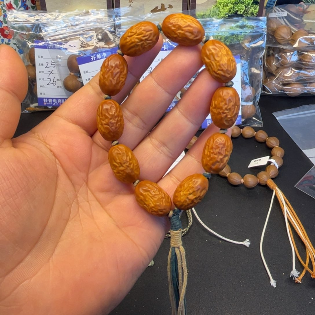 手串橄榄核水晶核直心料大枣14mm