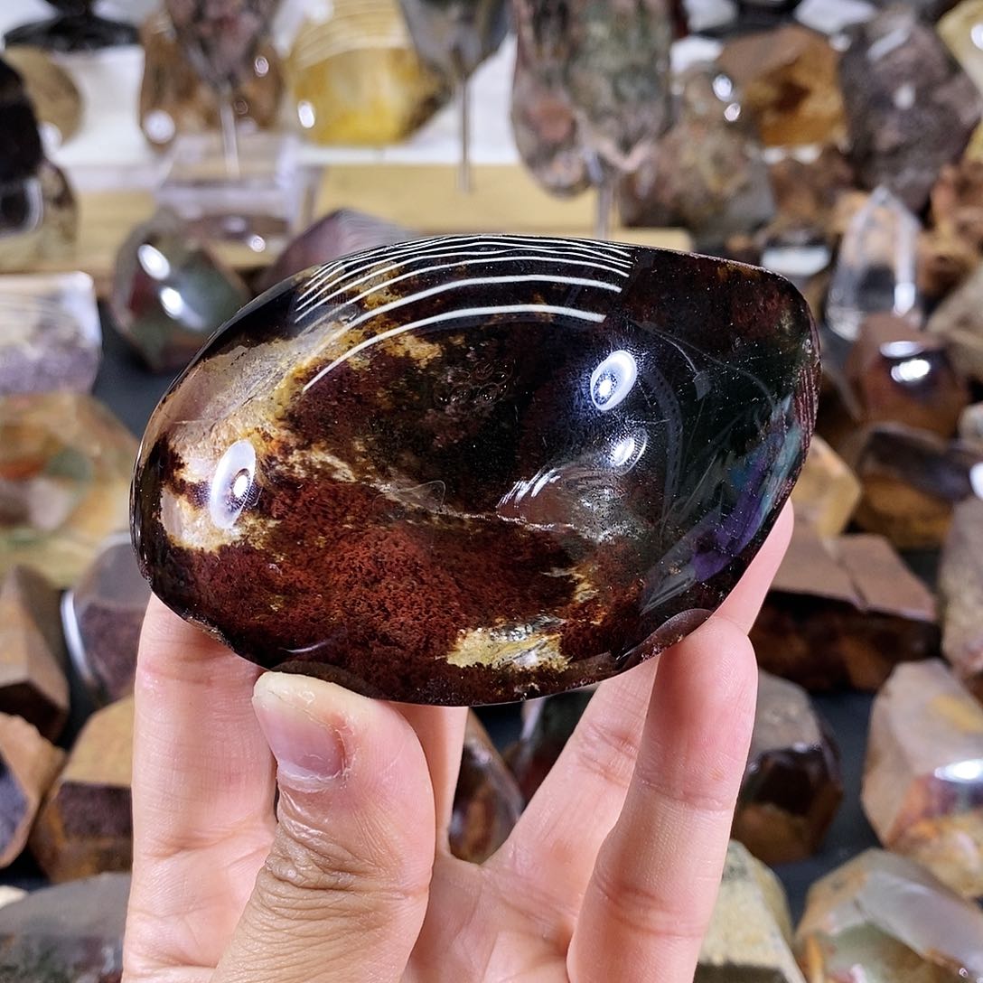 【闪购商品】车挂未镶嵌水晶?**。天然水晶原石