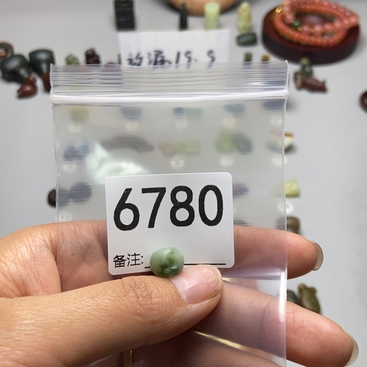 水****蛇纹石玉未镶嵌项链