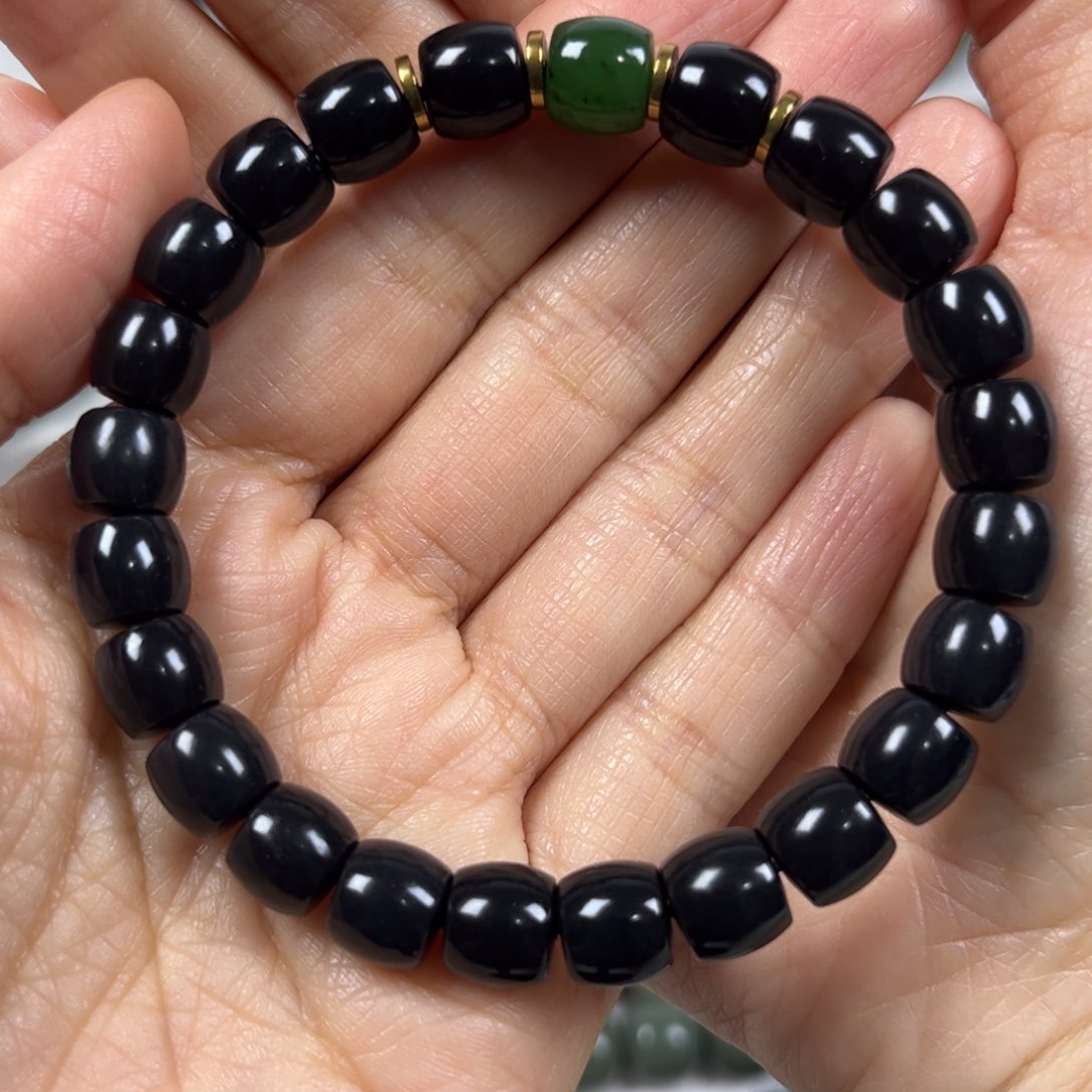 和田玉手链未镶嵌卡9直切珠宝级