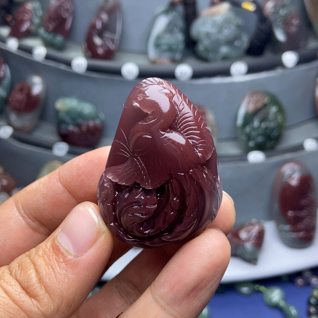 西***瓜玛瑙/玉髓未镶嵌颈饰