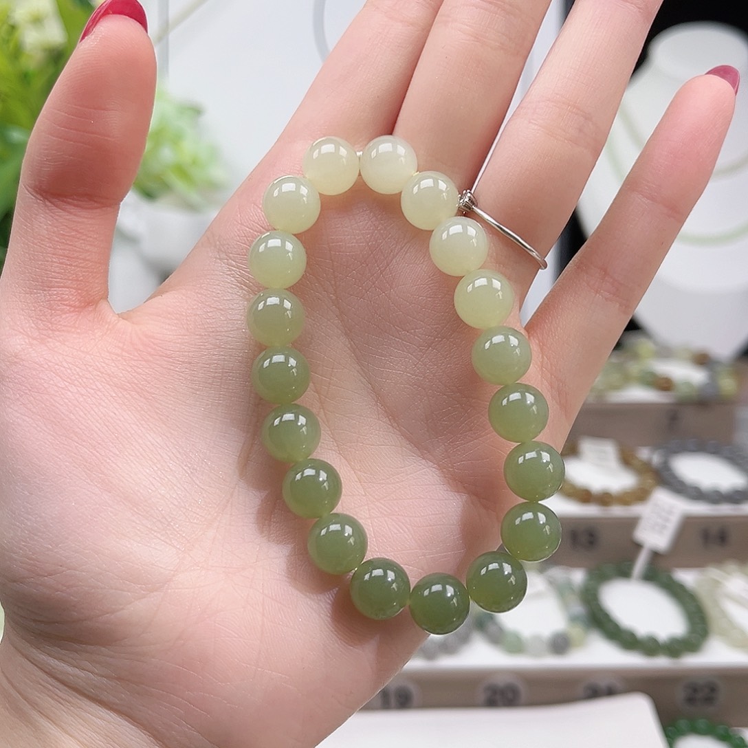 绮***辰和田玉未镶嵌手串