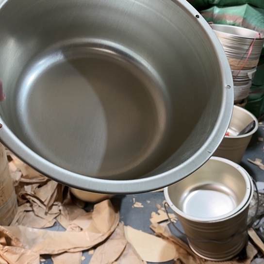 【闪购商品】三 个 三 十 四 厘米 铝 盆