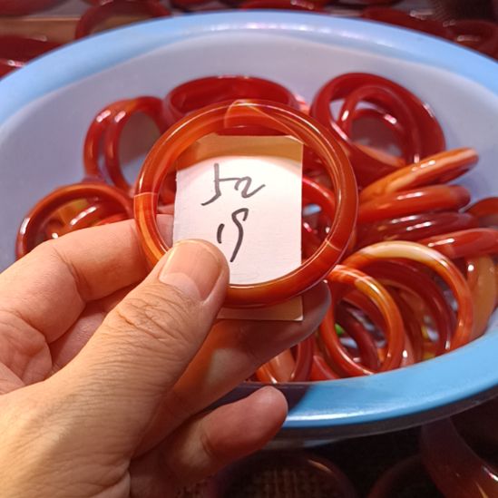 玛瑙/玉髓未镶嵌手镯