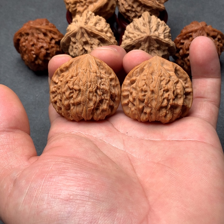 文玩核桃吊坠御龙粗筋文玩核桃