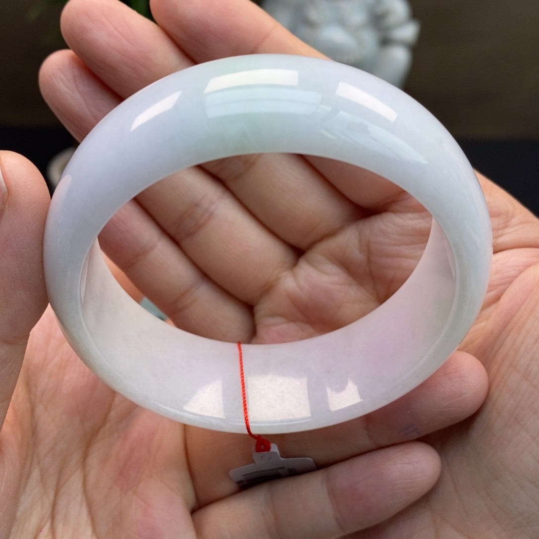 翡翠手镯未镶嵌天然