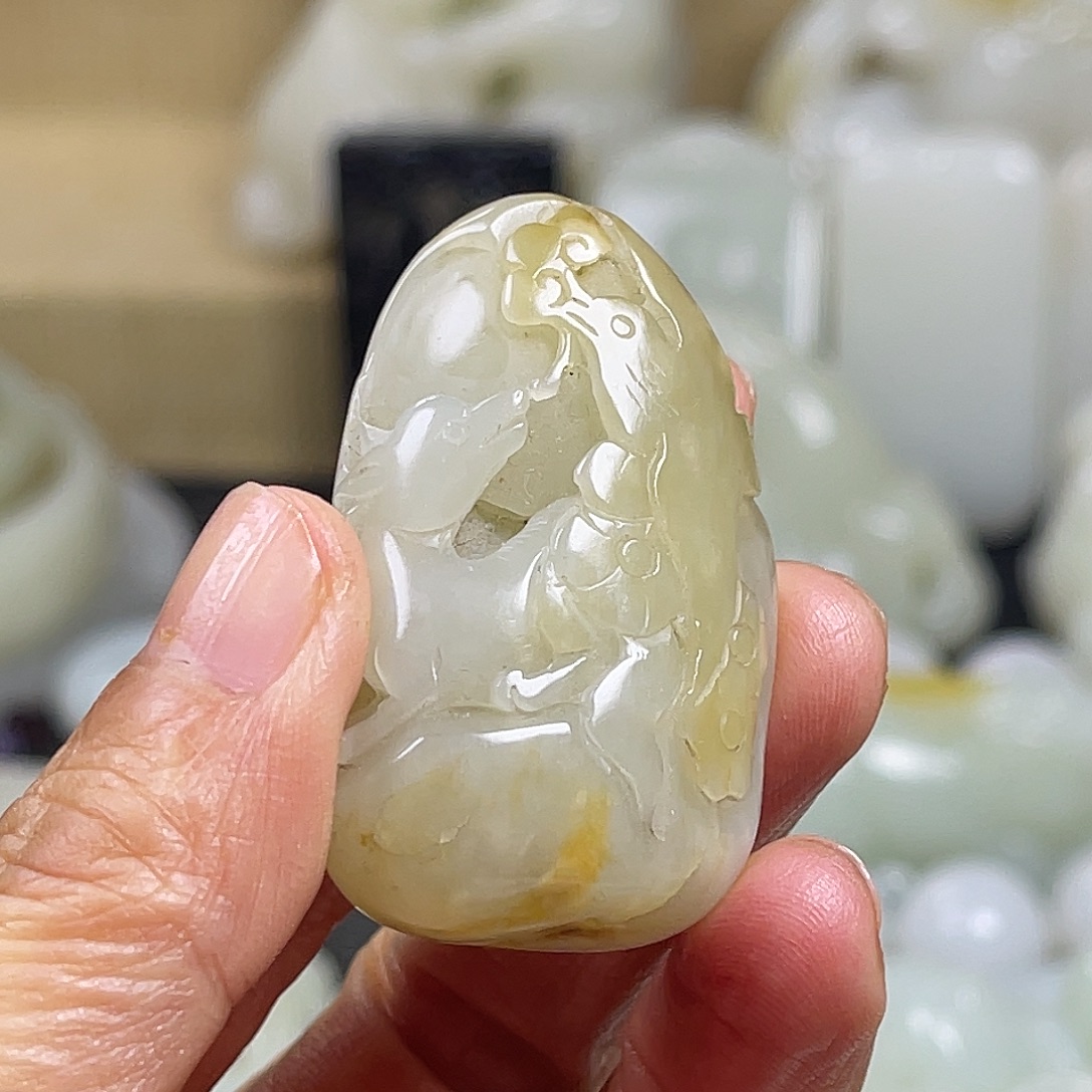 幻***尘和田玉（糖玉）未镶嵌挂件