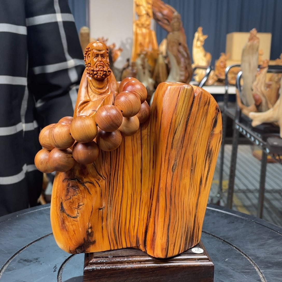 柏木（崖柏）随型摆件