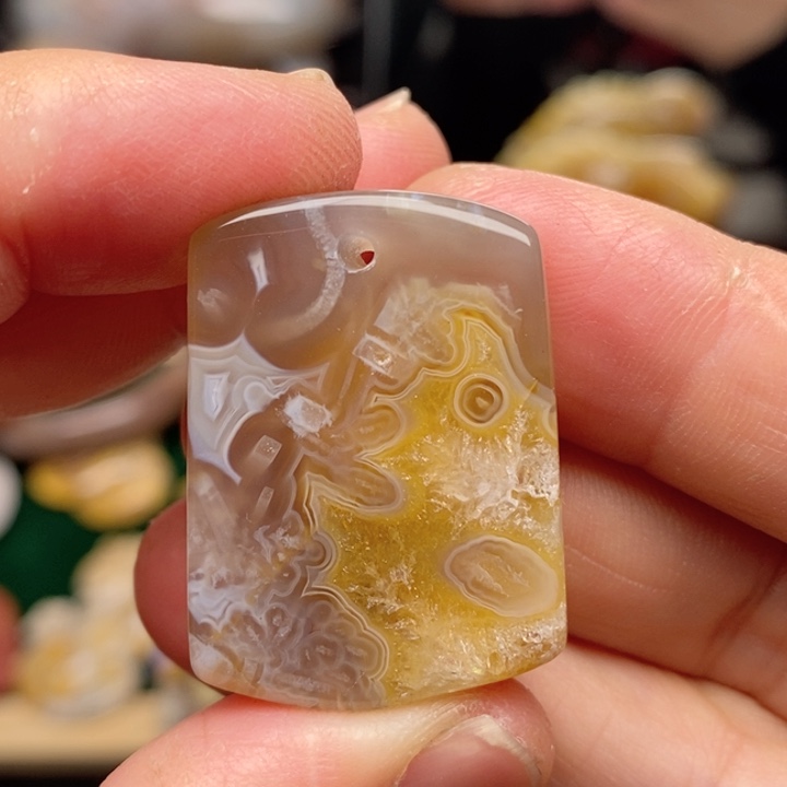 硅化珊瑚（珊瑚玉）手镯未镶嵌