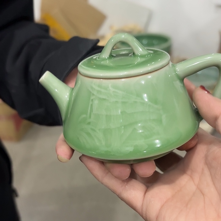 龙泉云间青瓷小米茶器
