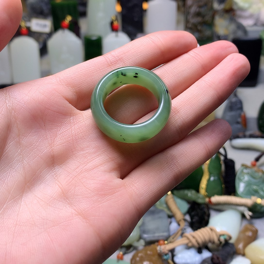 和田玉戒圈未镶嵌