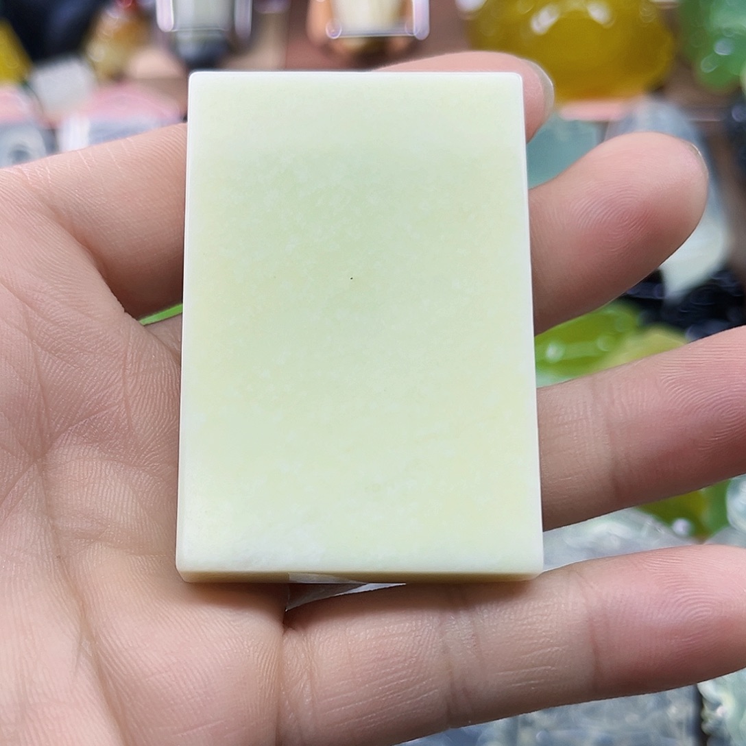 长***鹿岫玉未镶嵌吊坠(不含链)