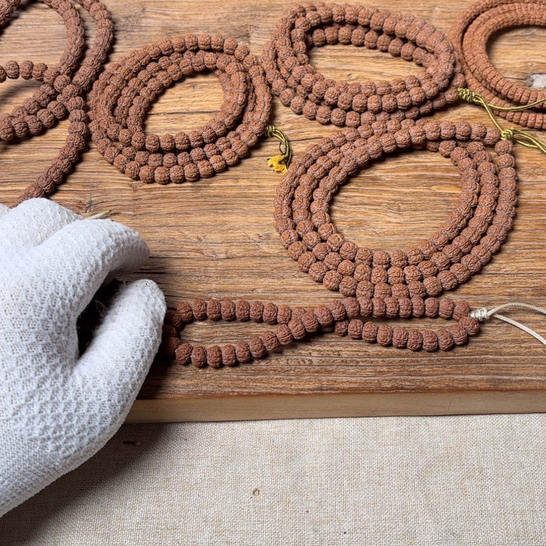 读***生金刚菩提吊坠梅花