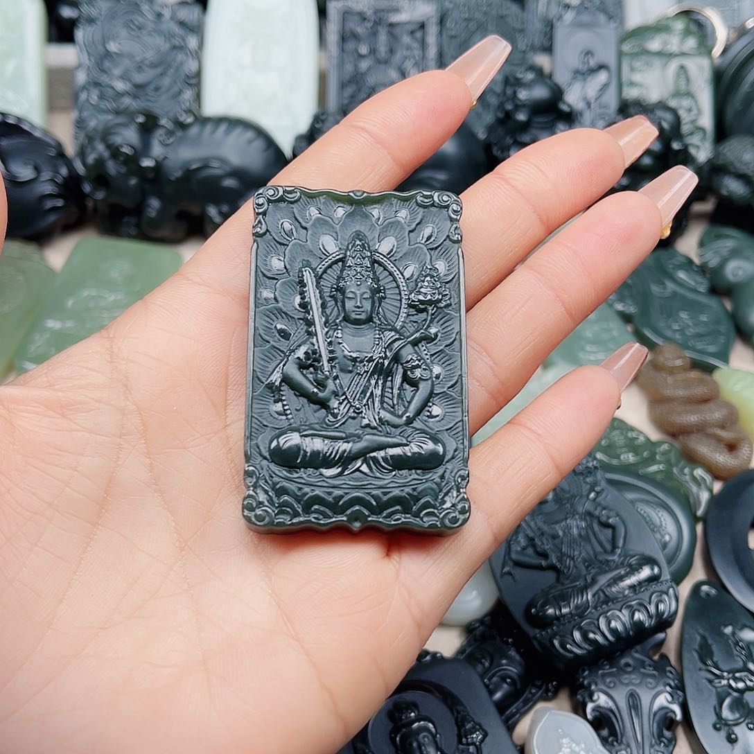 和田玉颈饰未镶嵌欣****品