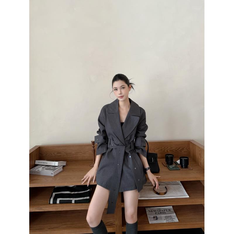 5640号25969短款#秋冬纯色极简风气质无扣双口袋西装外套（配腰带