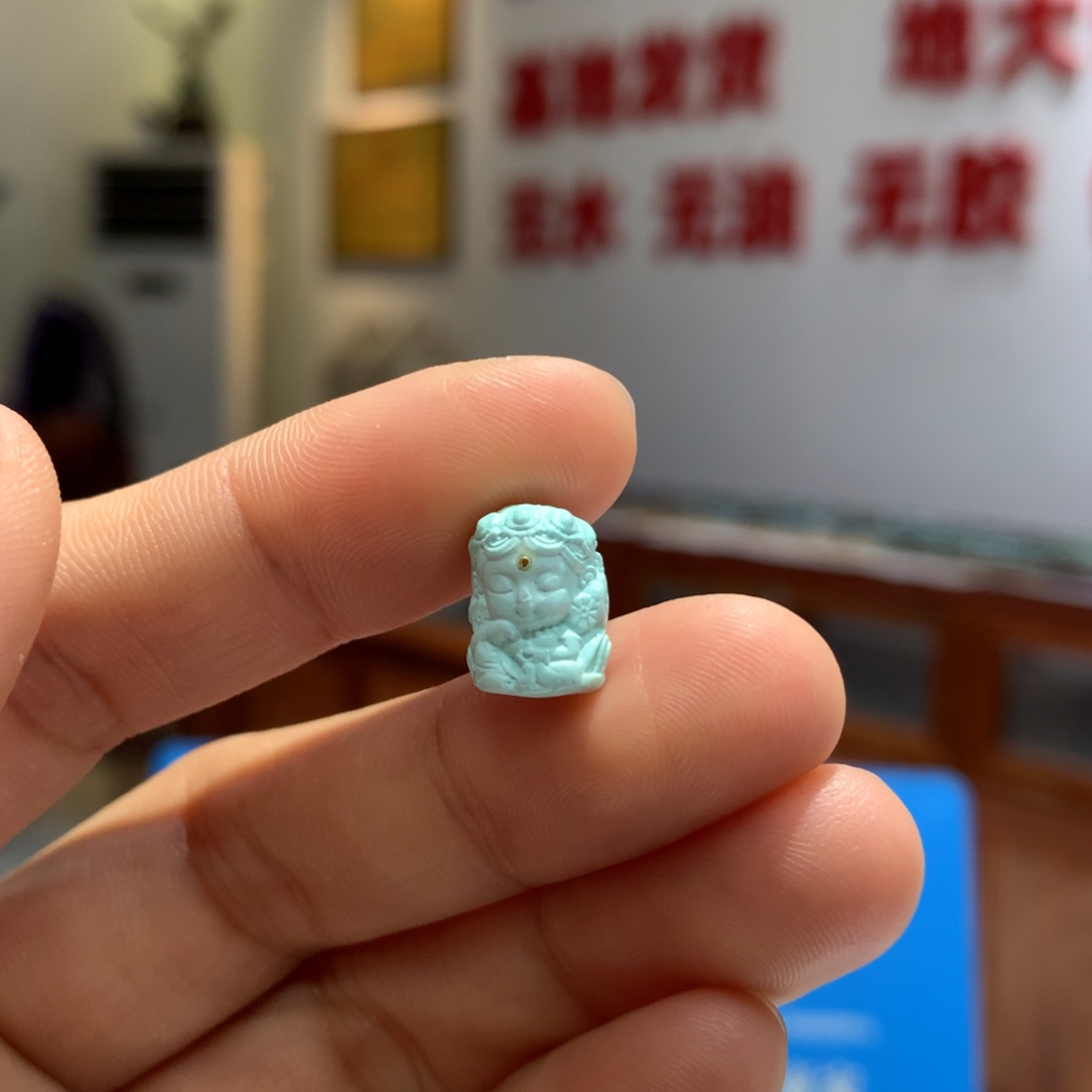 绿松石配饰未镶嵌