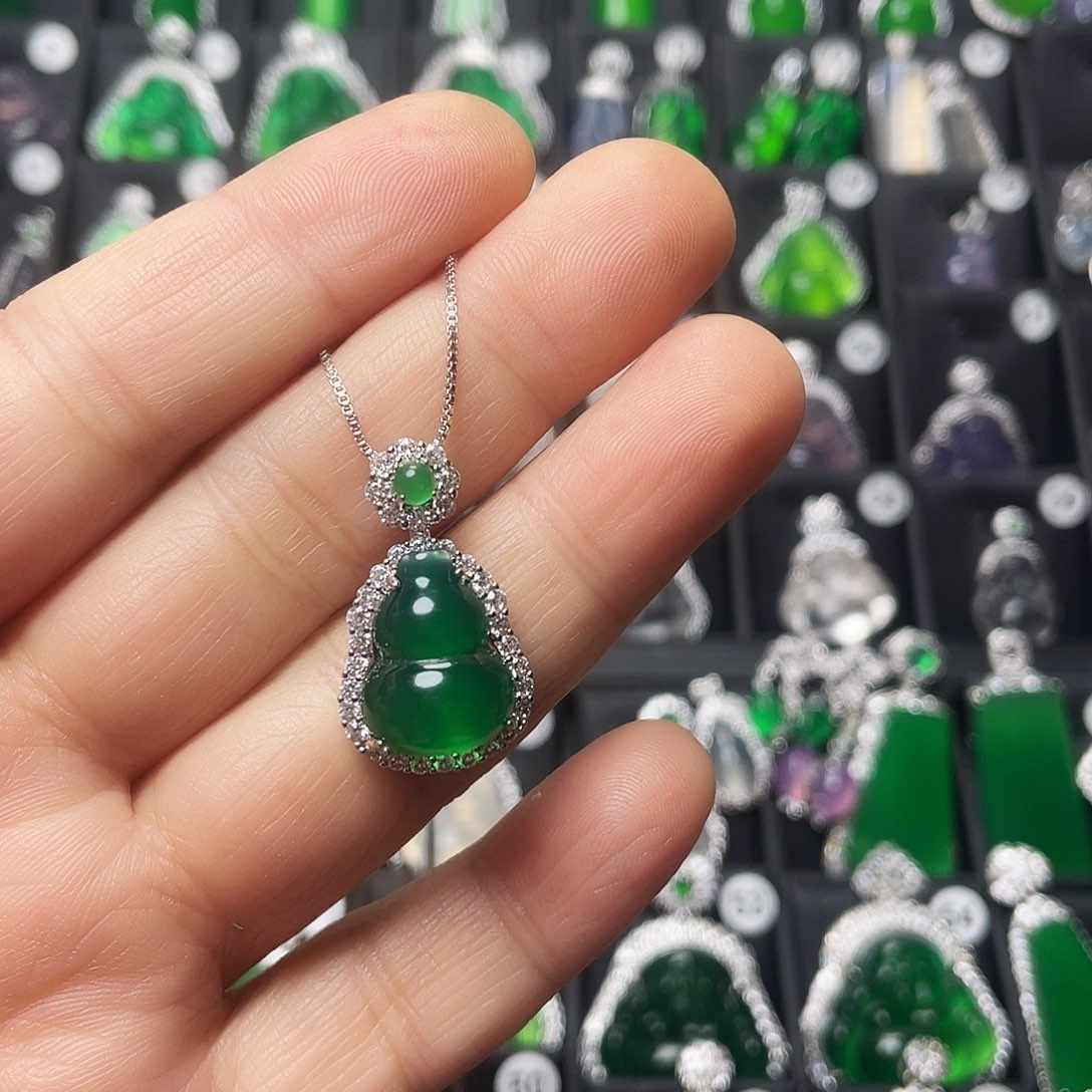玛瑙/玉髓合金颈饰
