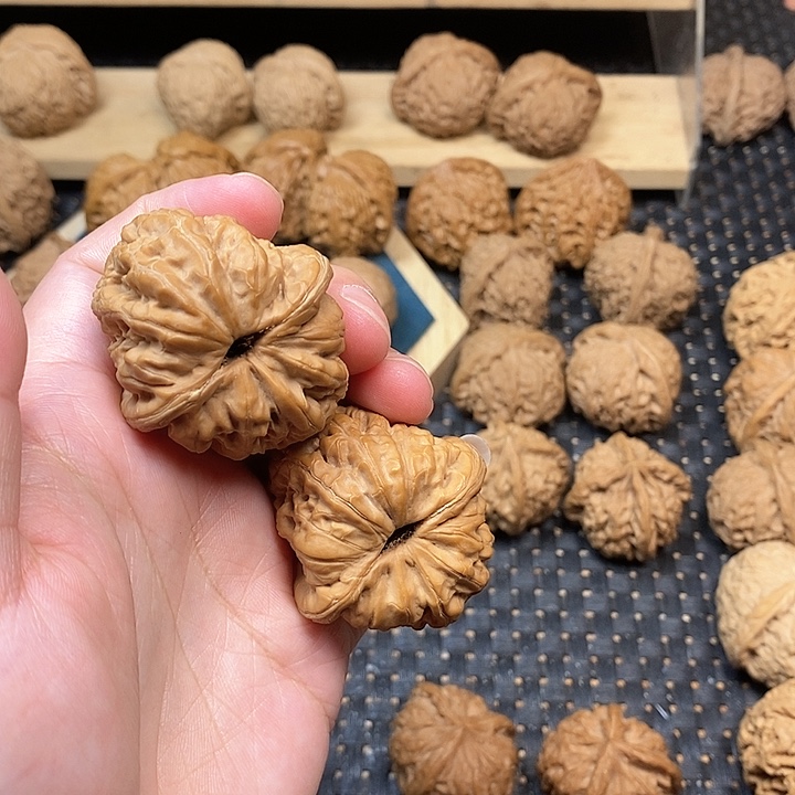 笨***鸟文玩核桃吊坠文玩核桃