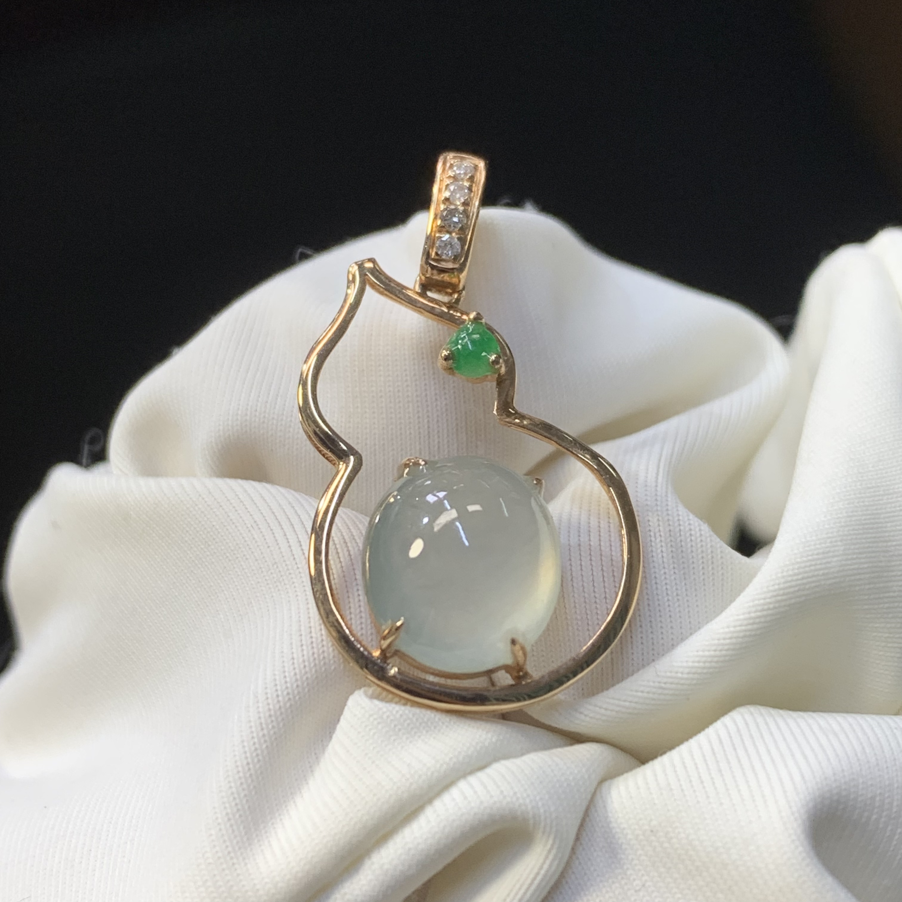 【金鑫】18k冰蛋面翡翠吊坠*冰蛋面葫芦设计款翡翠吊坠缅翡A货时尚