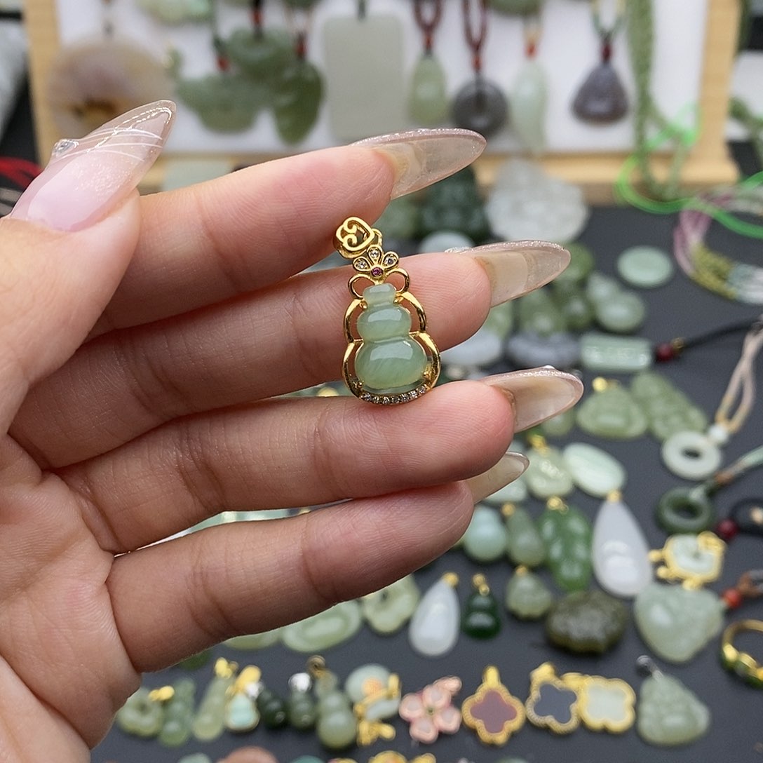 和田玉吊坠(不含链)银S925镶嵌