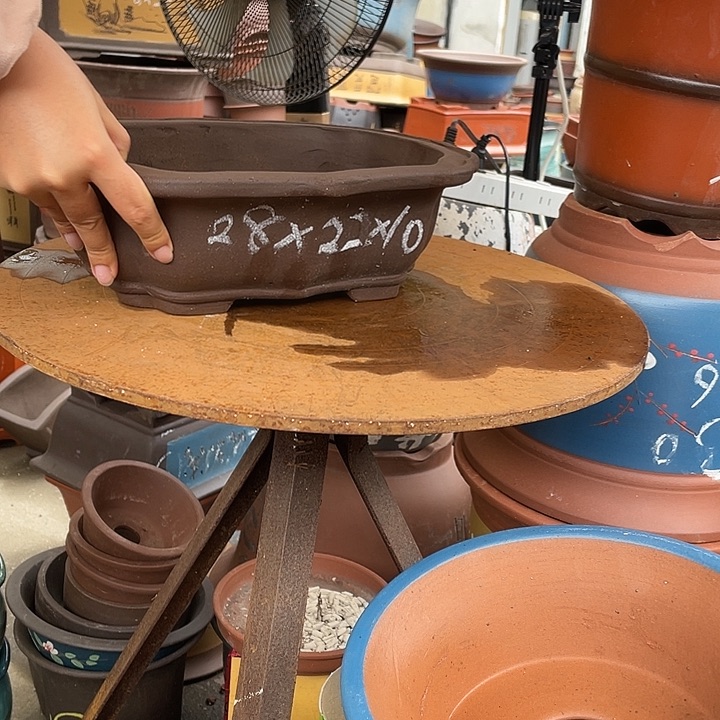 28莲花一个花盆紫砂花盆