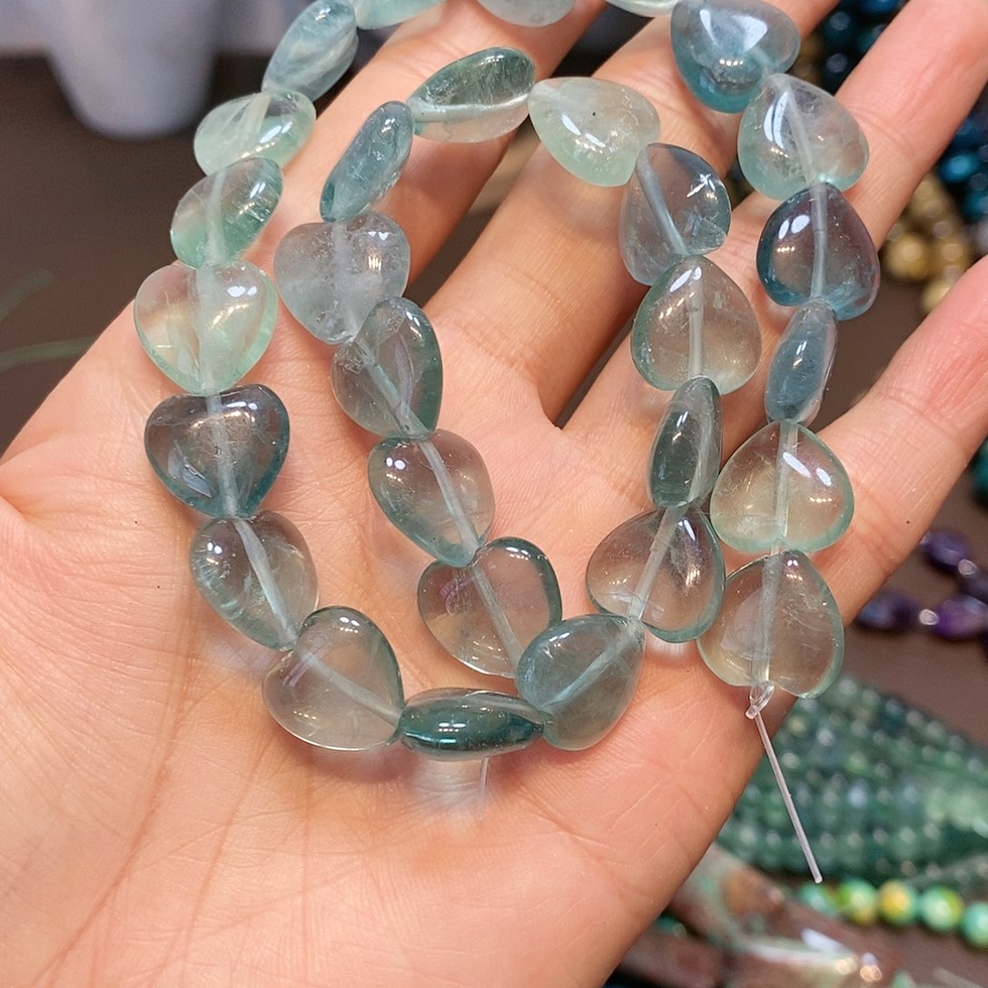 散珠玛瑙/玉髓莹石爱心一条14mm