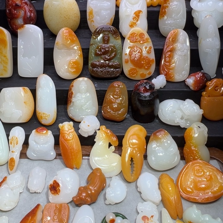 和田玉颈饰未镶嵌